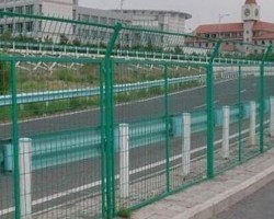 【衡水鐵網圍欄;框架護欄;雙邊絲護欄