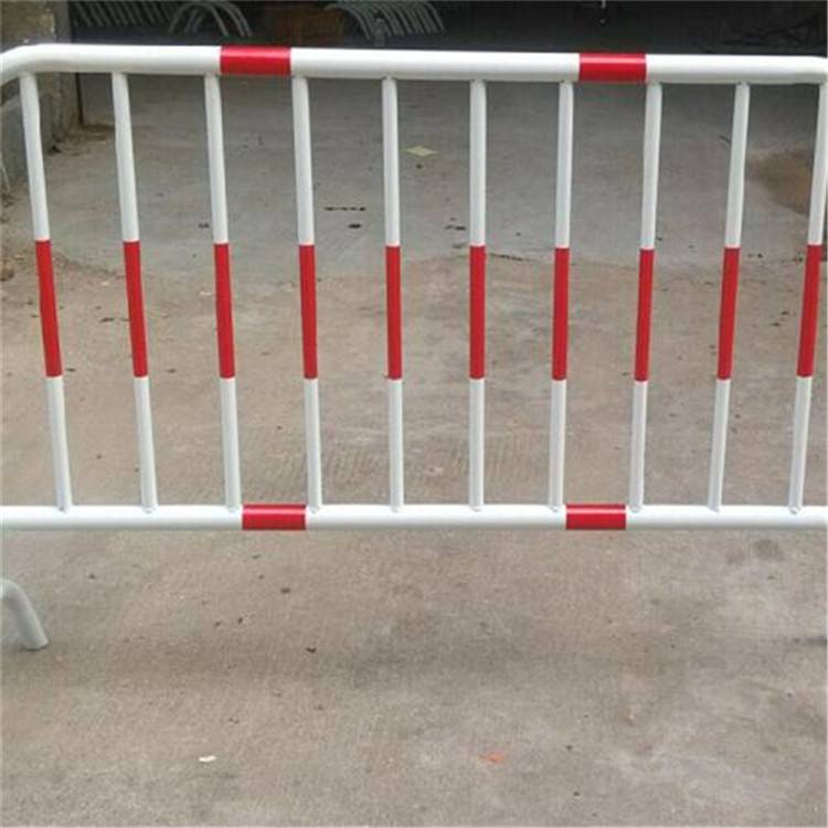 道路安全護欄 鐵馬隔離護欄 工地施工隔離柵